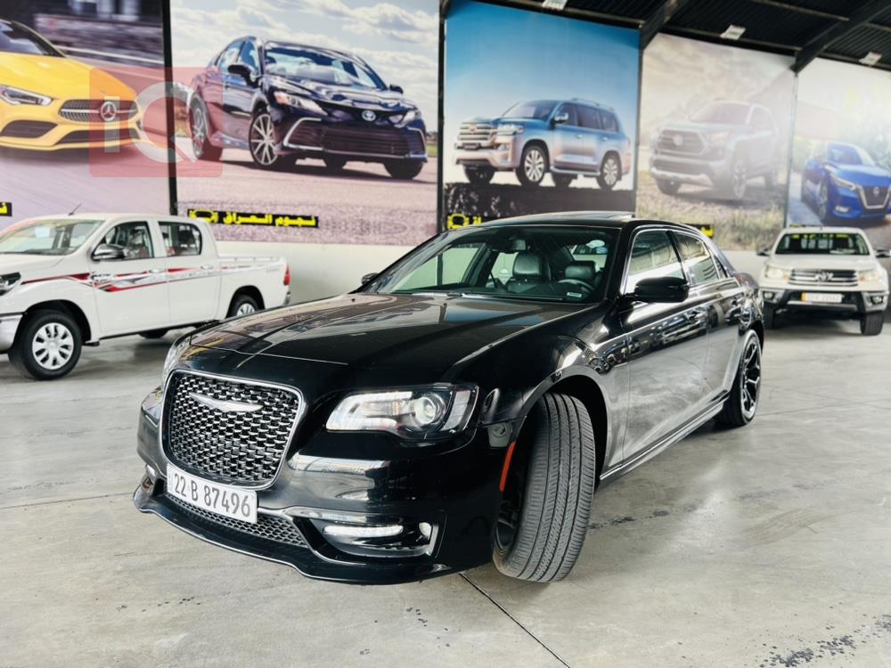 کرایسلەر 300